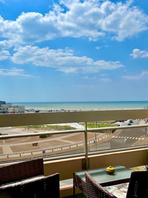 Duplex Cosy Avec Vue Mer Lägenhet Cucq Exteriör bild